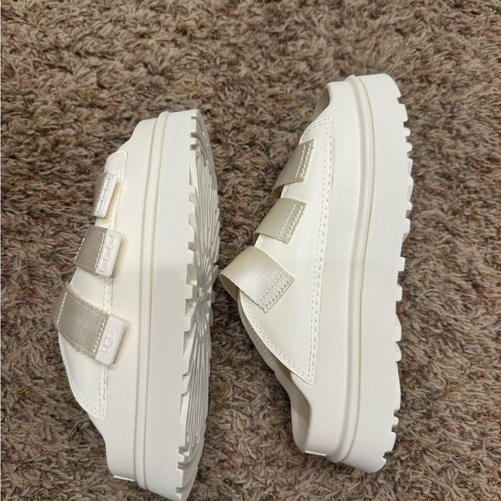 UGG Cream Triple-Strap Goldenglow Platform Sandals, size 7 - Picture 6 of 10